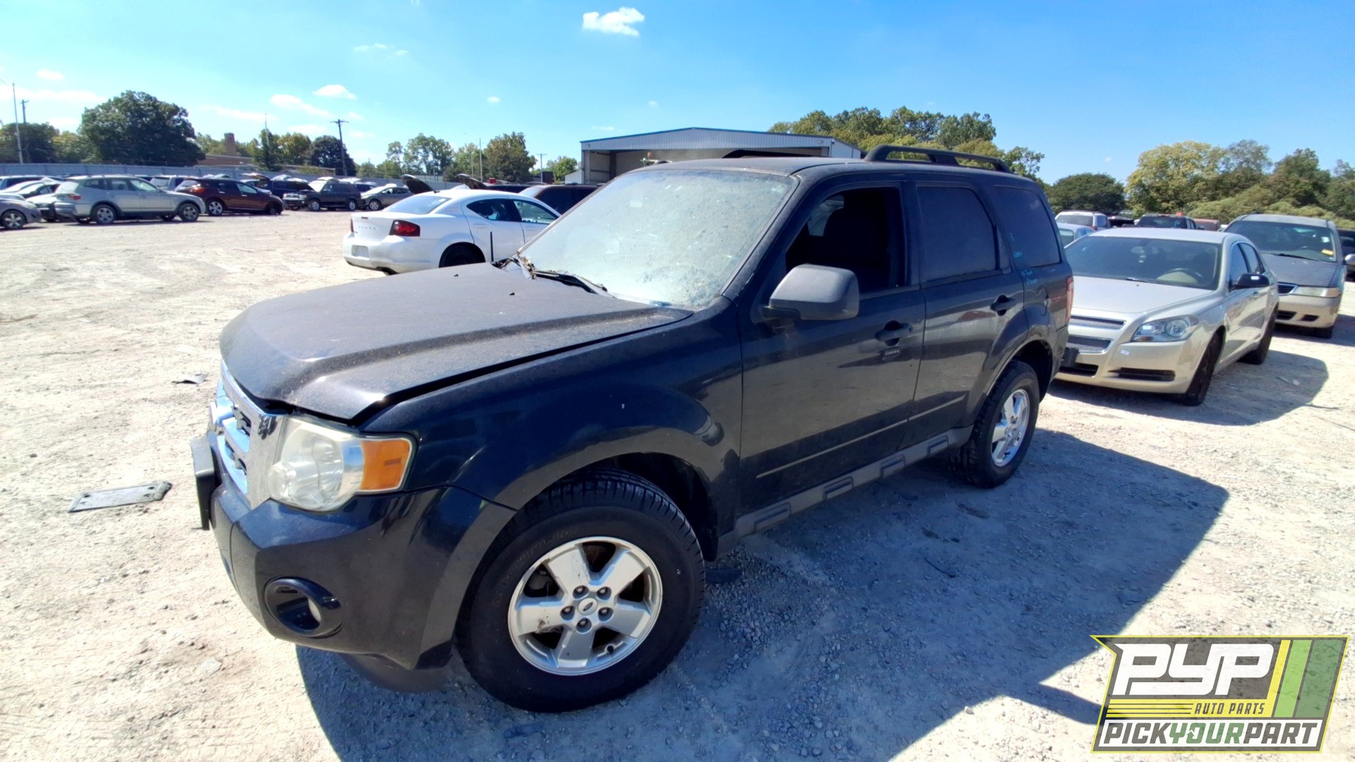 2010 FORD ESCAPE available for parts
