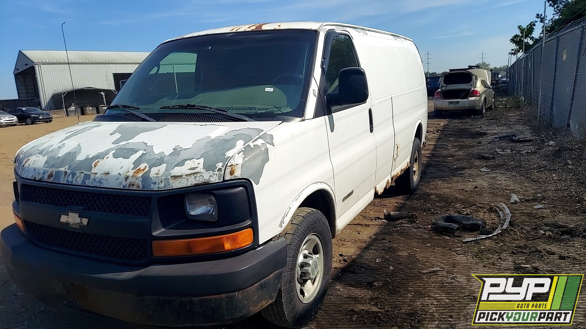 2005 CHEVROLET EXPRESS 2500 available for parts