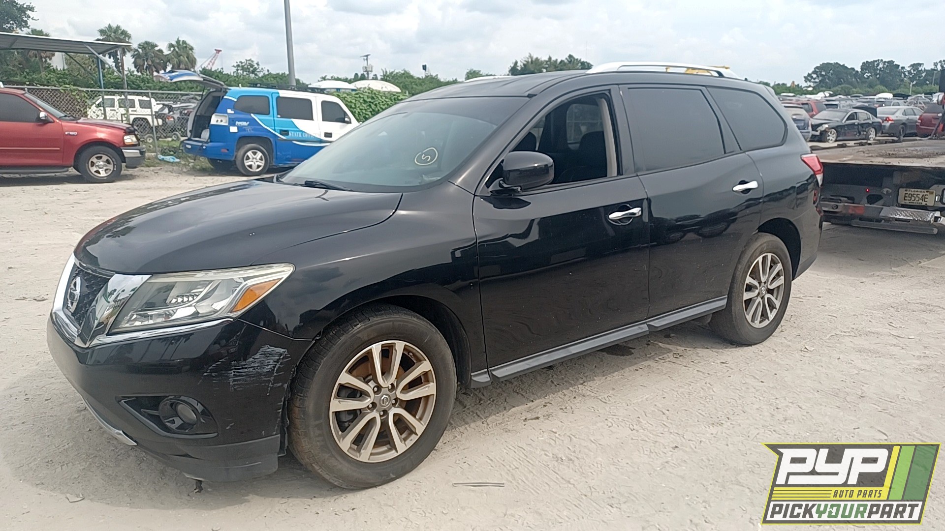 2015 NISSAN PATHFINDER partes disponibles