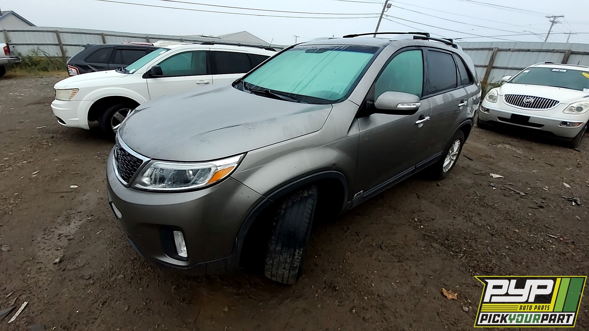 2014 KIA SORENTO available for parts