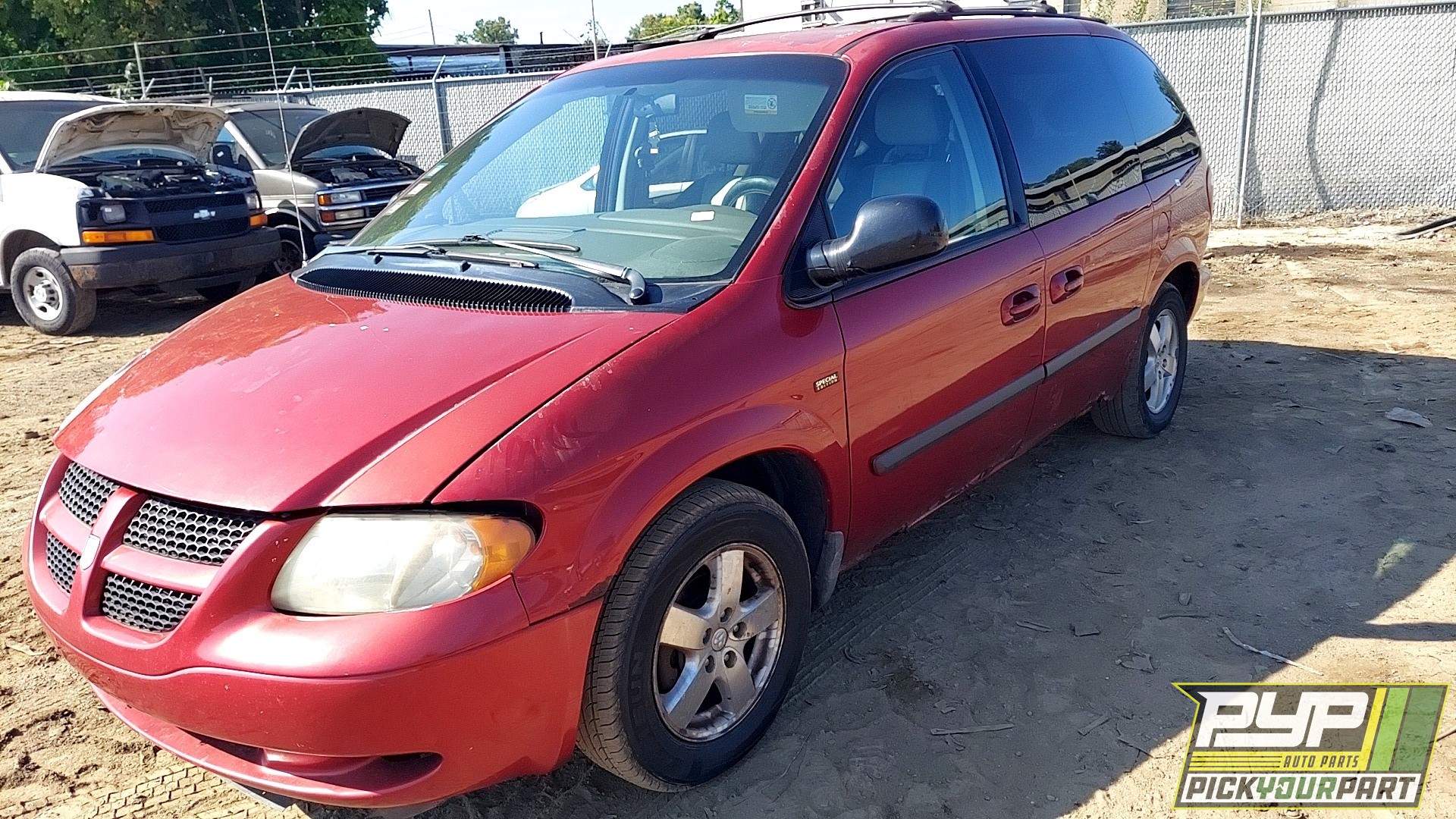 2005 DODGE CARAVAN available for parts