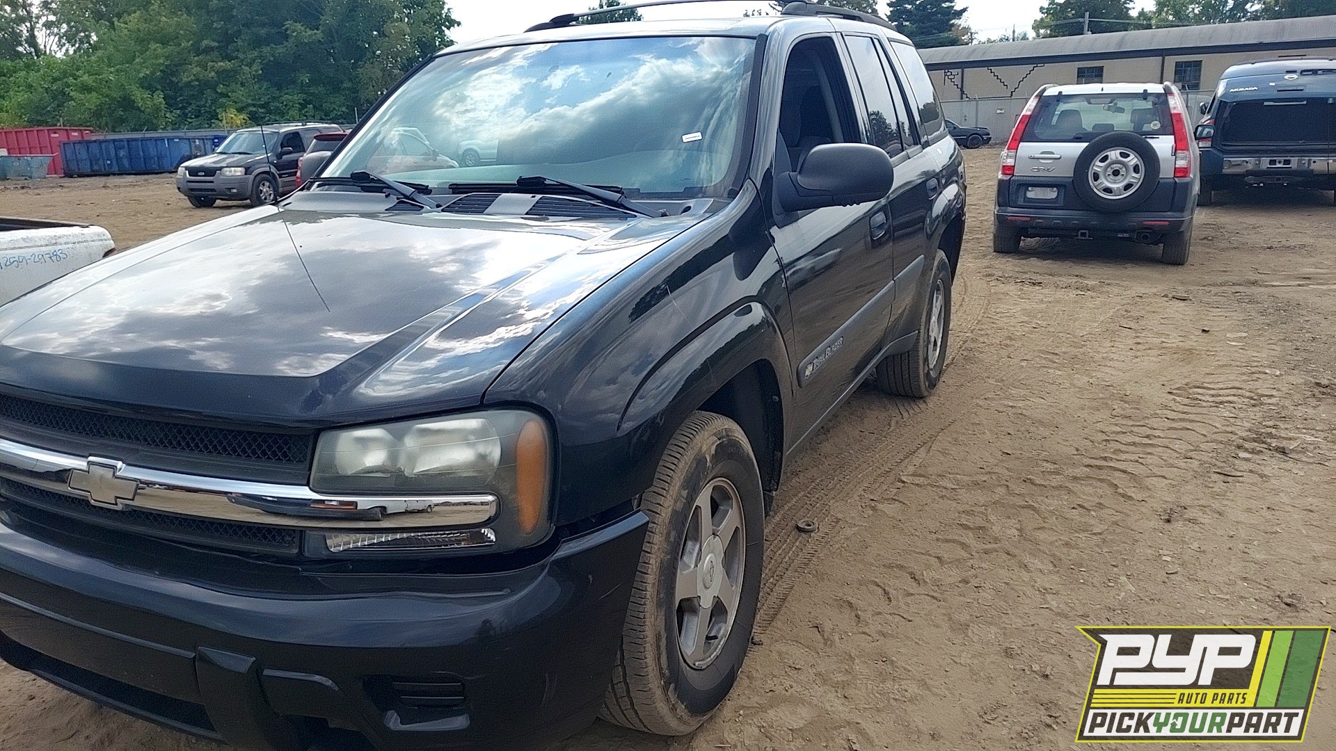 2004 CHEVROLET TRAILBLAZER available for parts