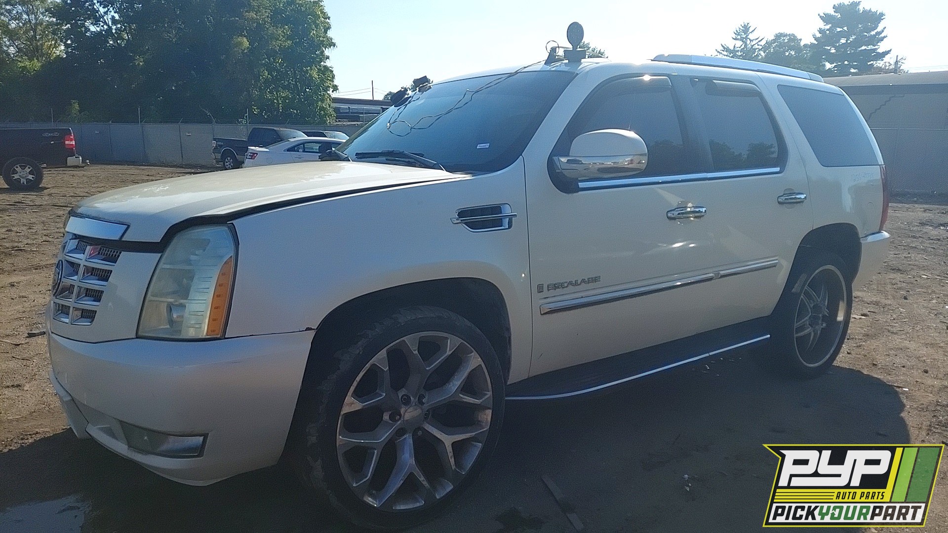 2007 CADILLAC ESCALADE available for parts