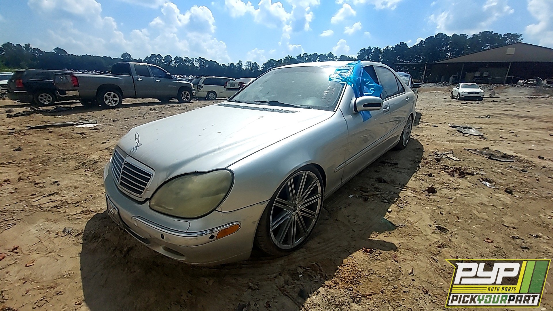 2000 MERCEDES-BENZ S500 partes disponibles