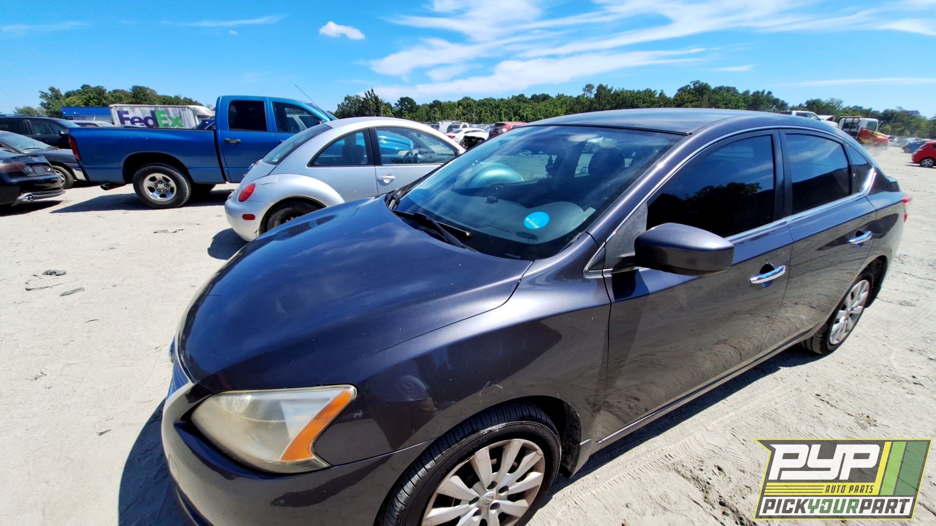 2014 NISSAN SENTRA partes disponibles