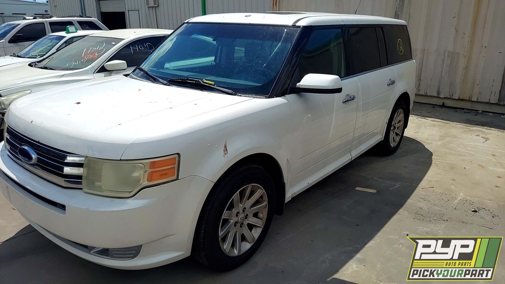 2009 FORD FLEX available for parts