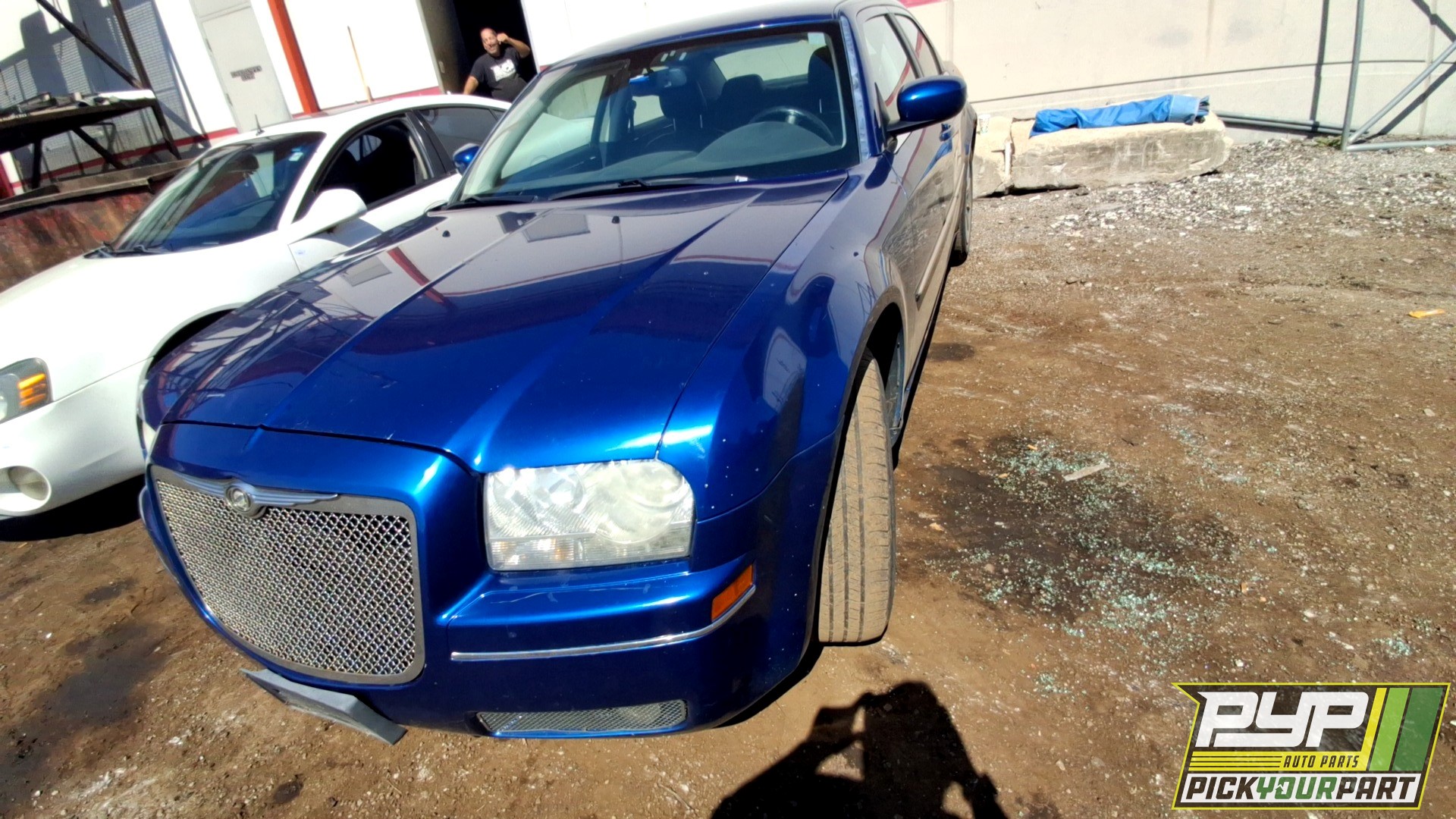 2009 CHRYSLER 300 available for parts