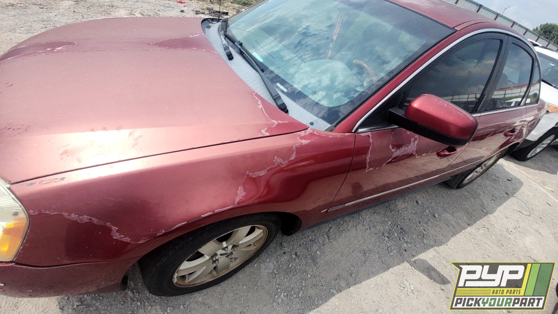2006 FORD FIVE HUNDRED available for parts