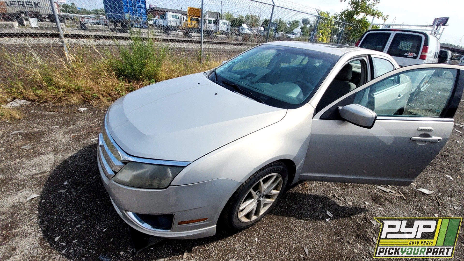 2010 FORD FUSION partes disponibles