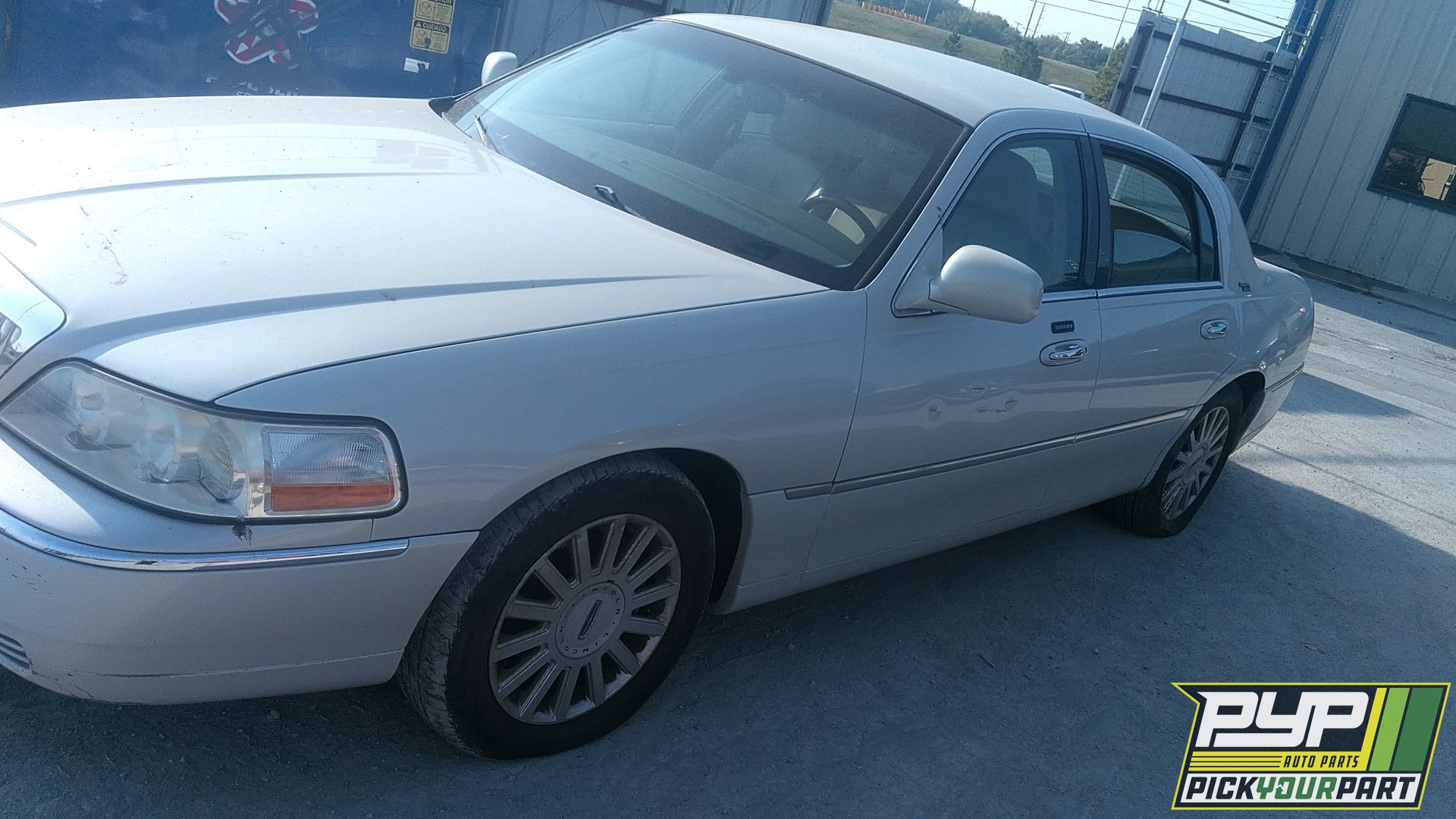 2005 LINCOLN TOWN CAR partes disponibles