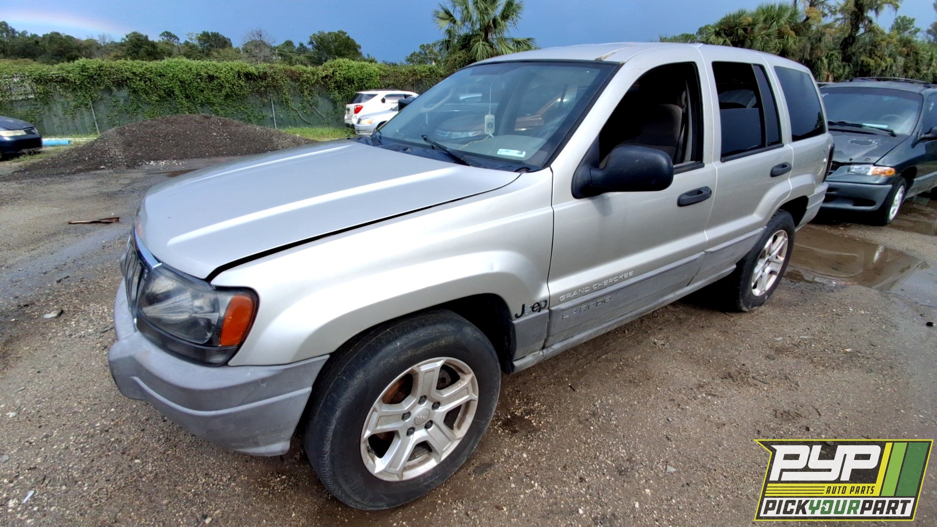 2003 JEEP GRAND CHEROKEE available for parts