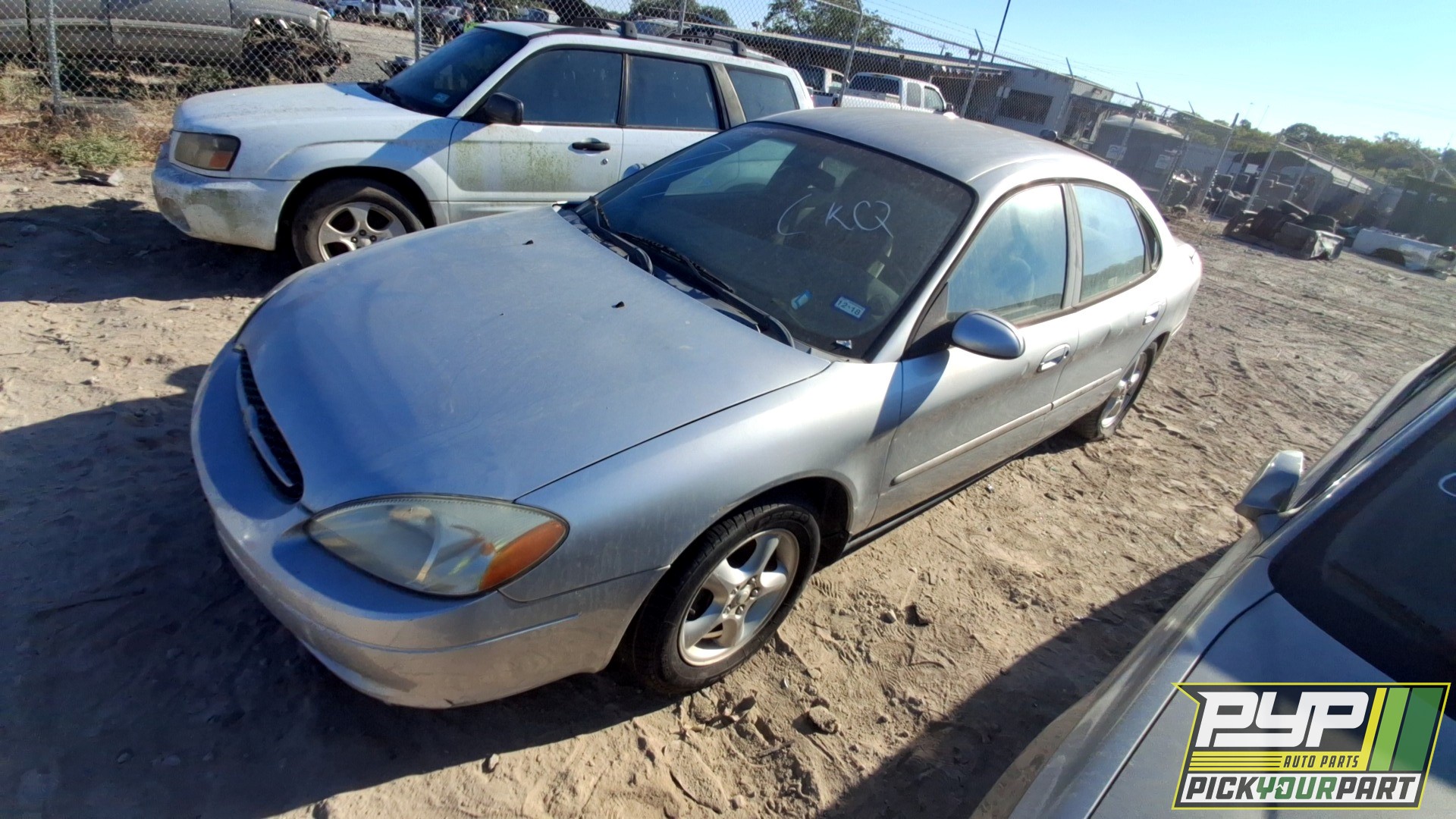2000 FORD TAURUS partes disponibles