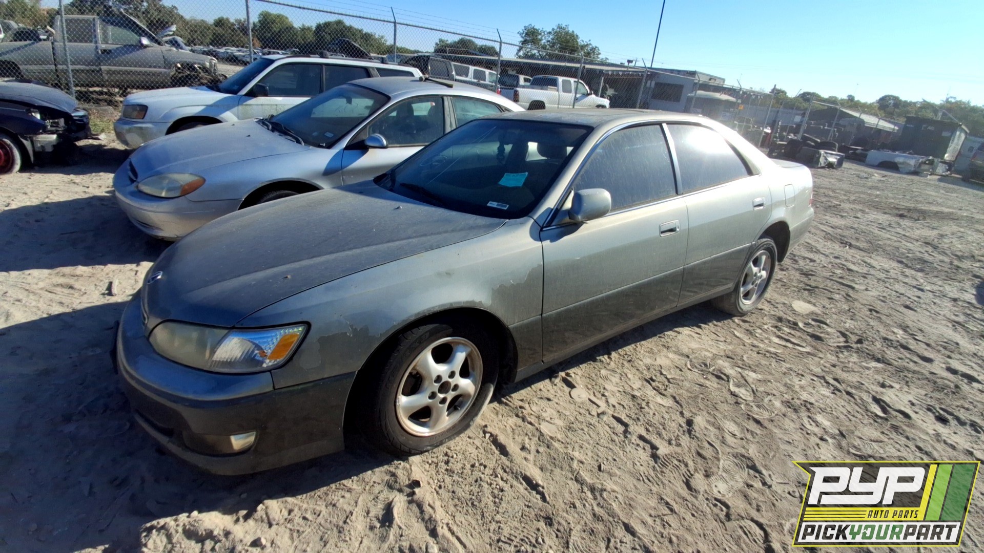 2000 LEXUS ES300 partes disponibles