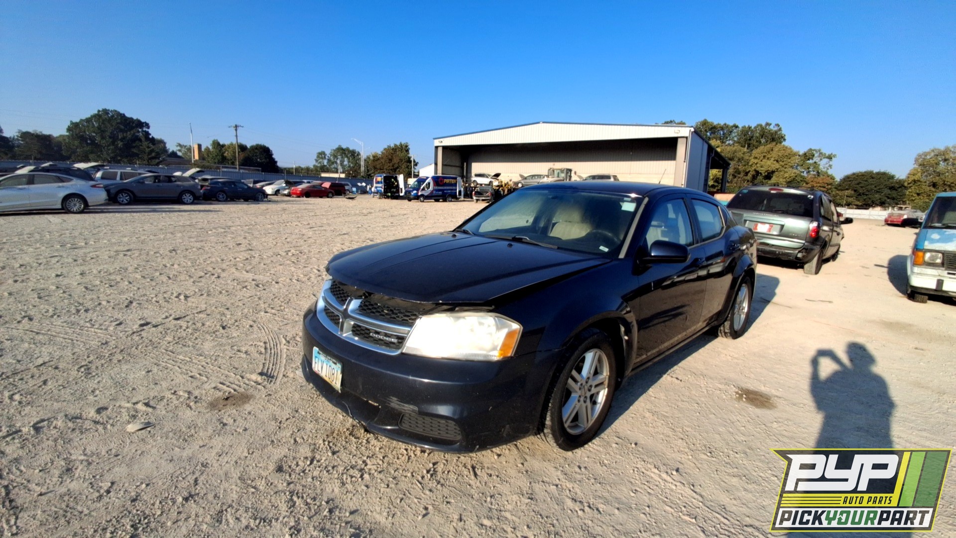 2011 DODGE AVENGER available for parts