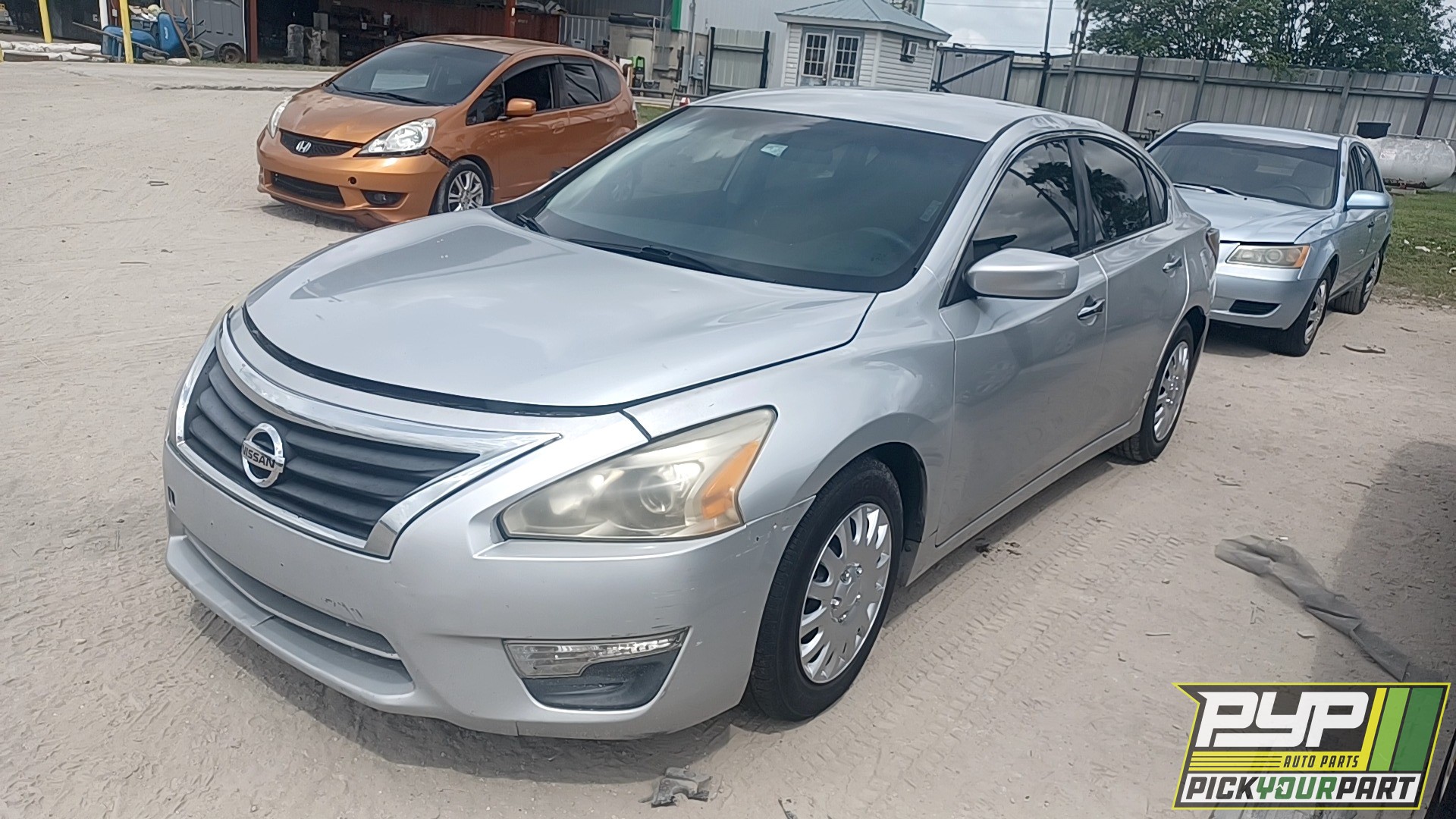 2013 NISSAN ALTIMA available for parts