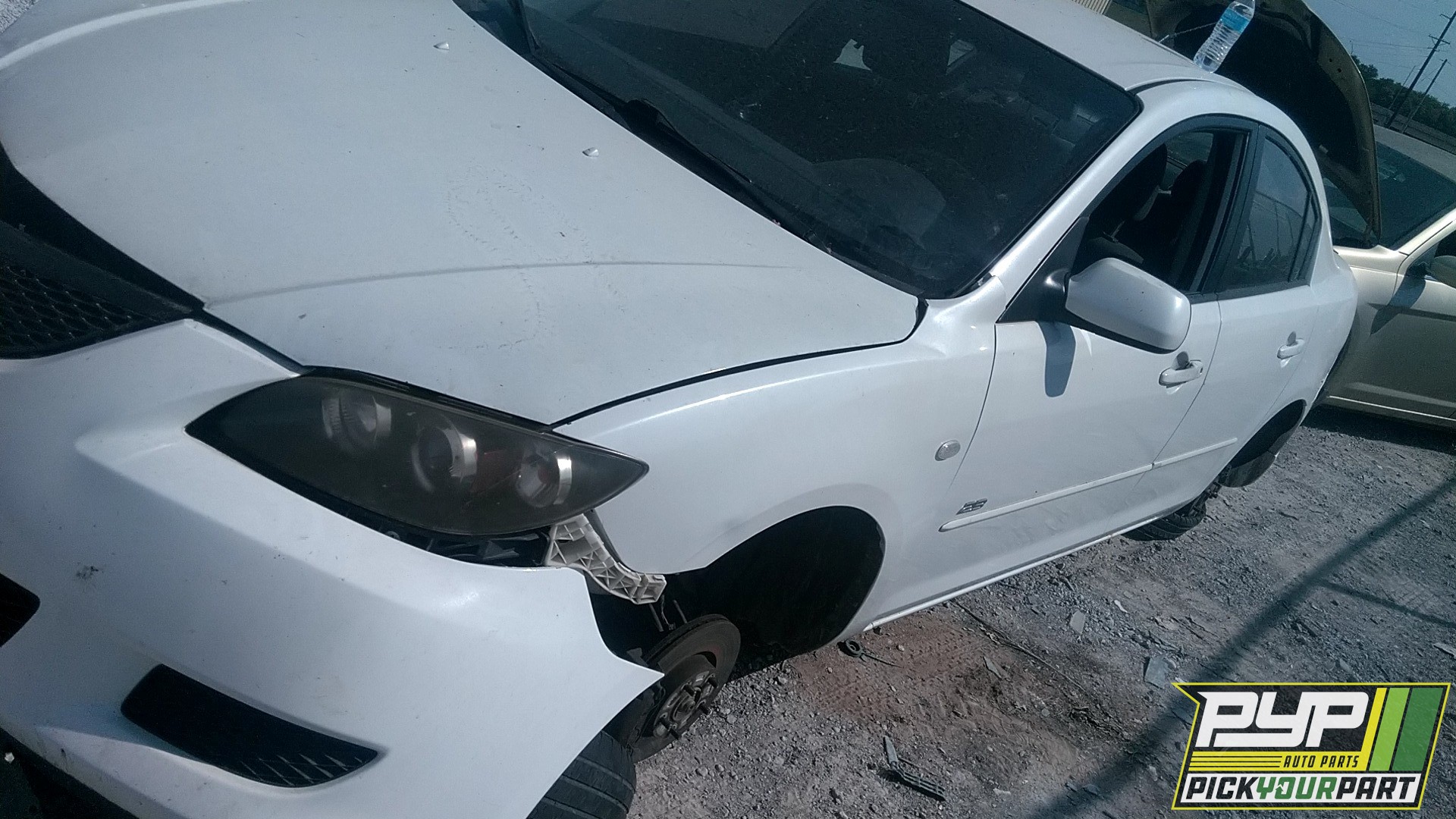 2006 MAZDA 3 available for parts