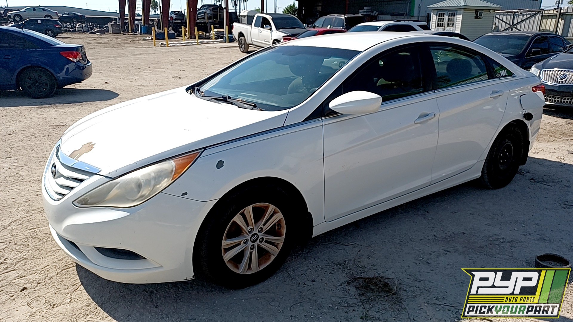 2012 HYUNDAI SONATA available for parts