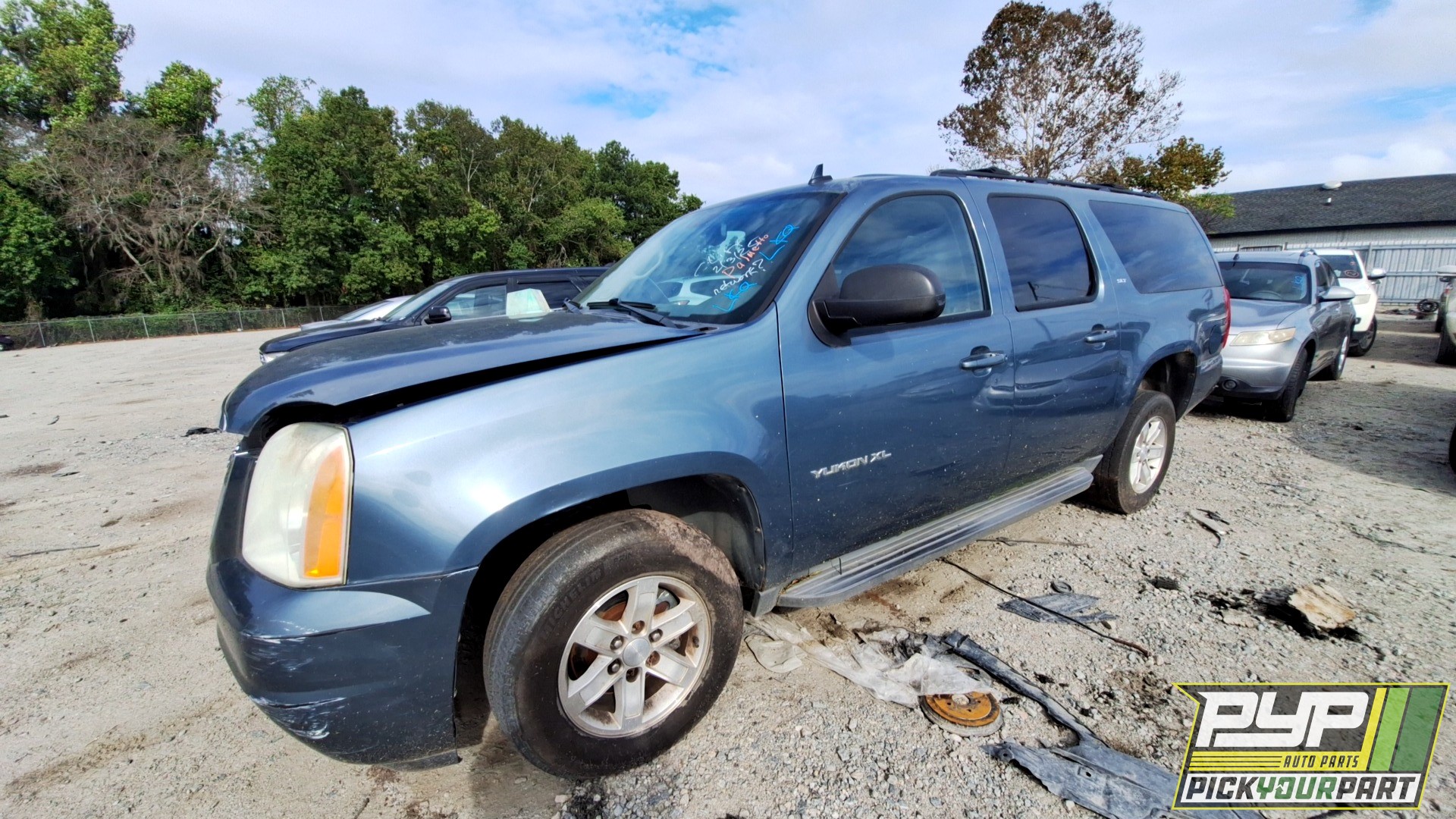 2010 GMC YUKON XL 1500 partes disponibles