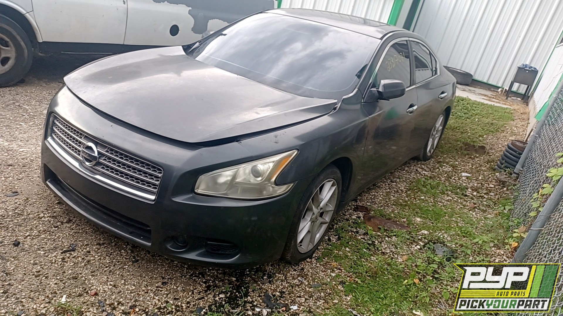 2009 NISSAN MAXIMA available for parts