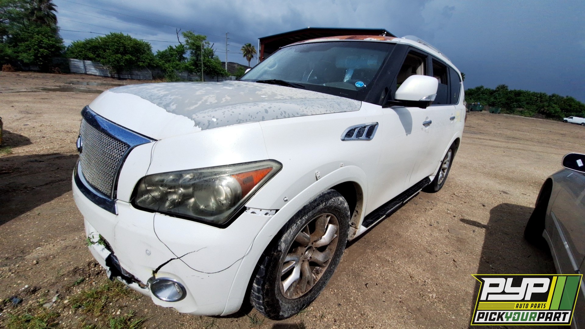 2011 INFINITI QX56 available for parts