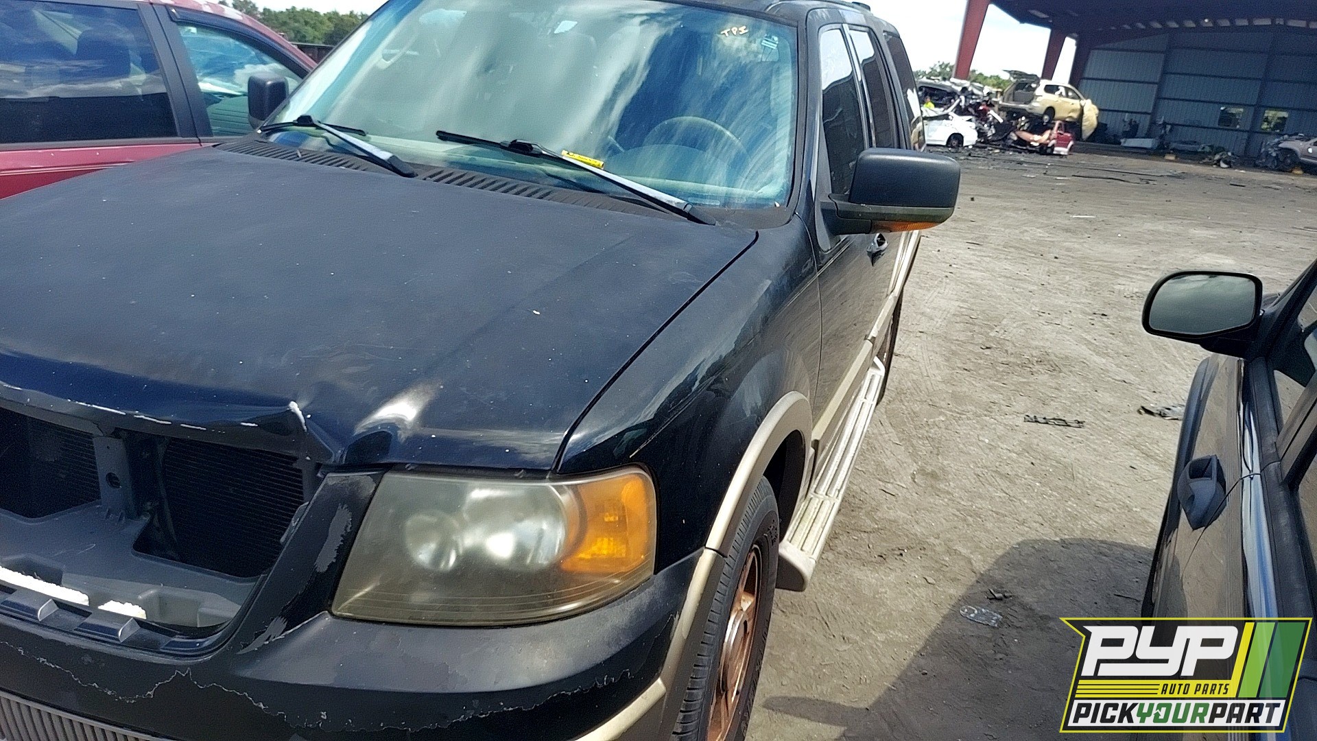 2004 FORD EXPEDITION available for parts