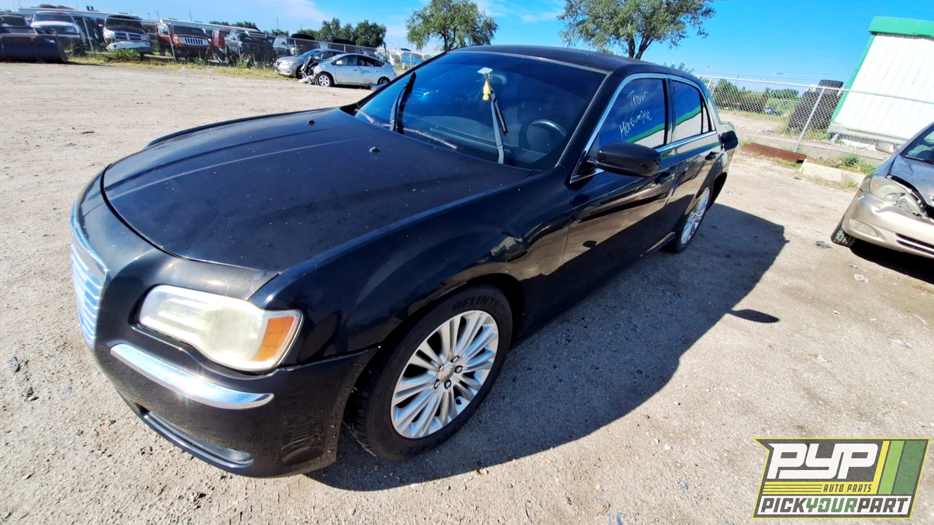 2012 CHRYSLER 300 partes disponibles