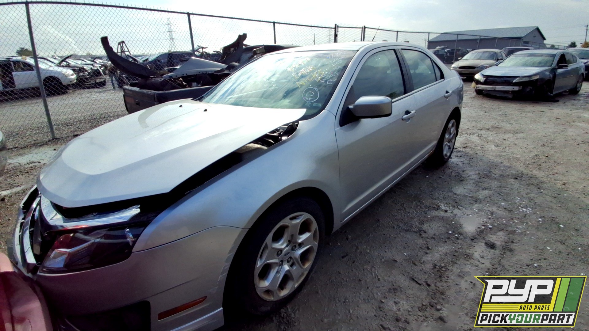 2011 FORD FUSION available for parts
