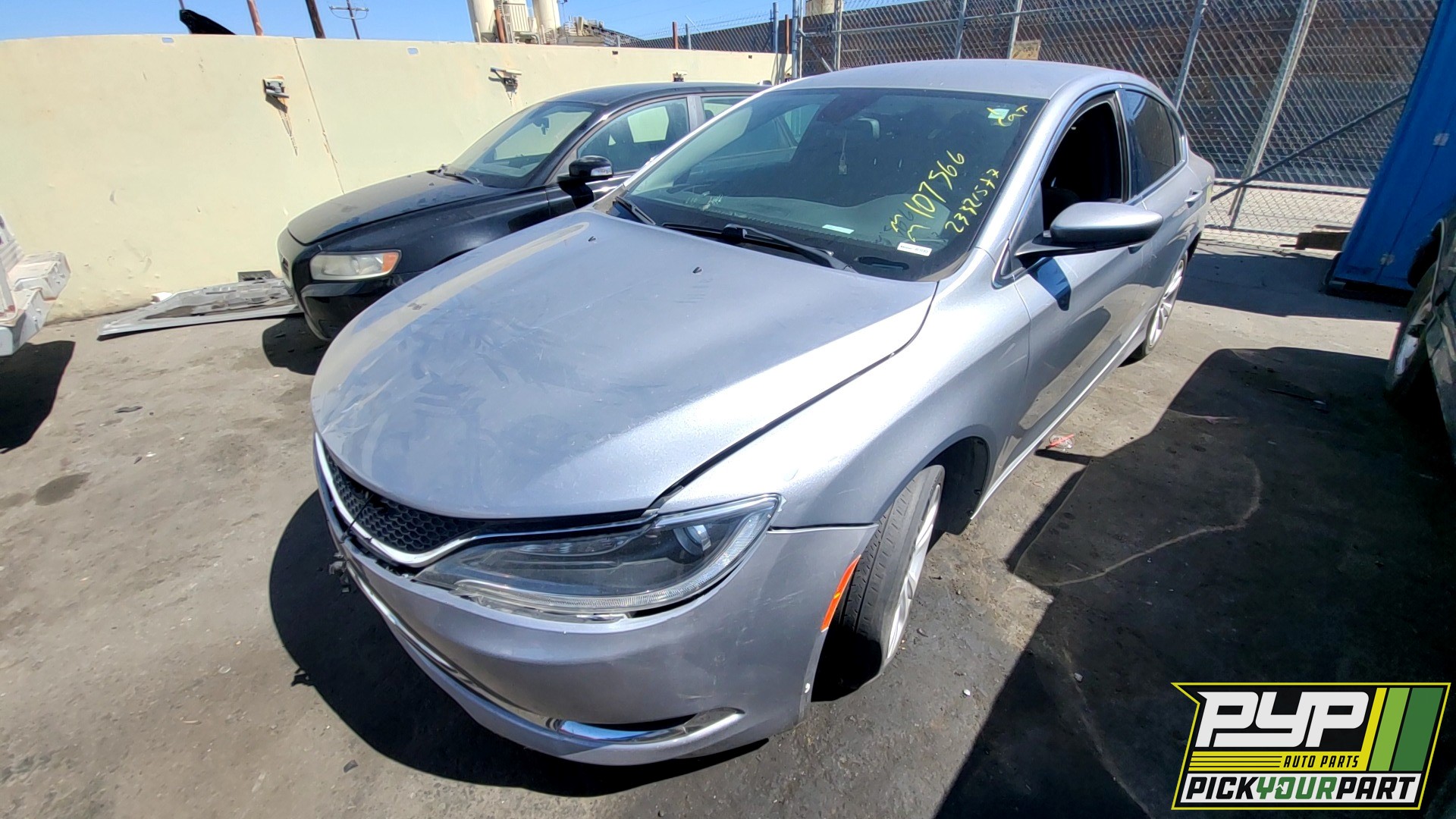 2016 CHRYSLER 200 partes disponibles