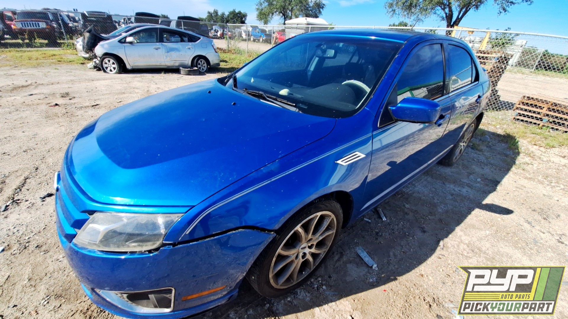 2012 FORD FUSION available for parts