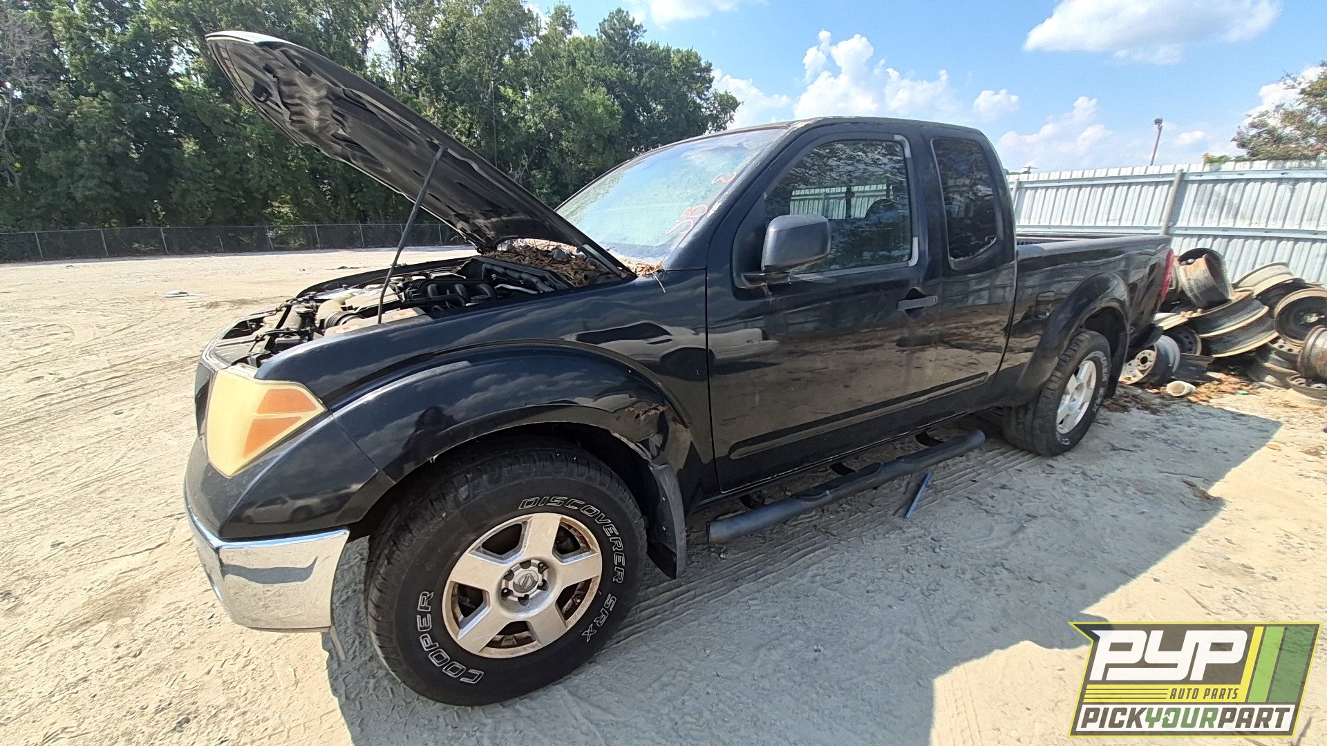 2006 NISSAN FRONTIER available for parts