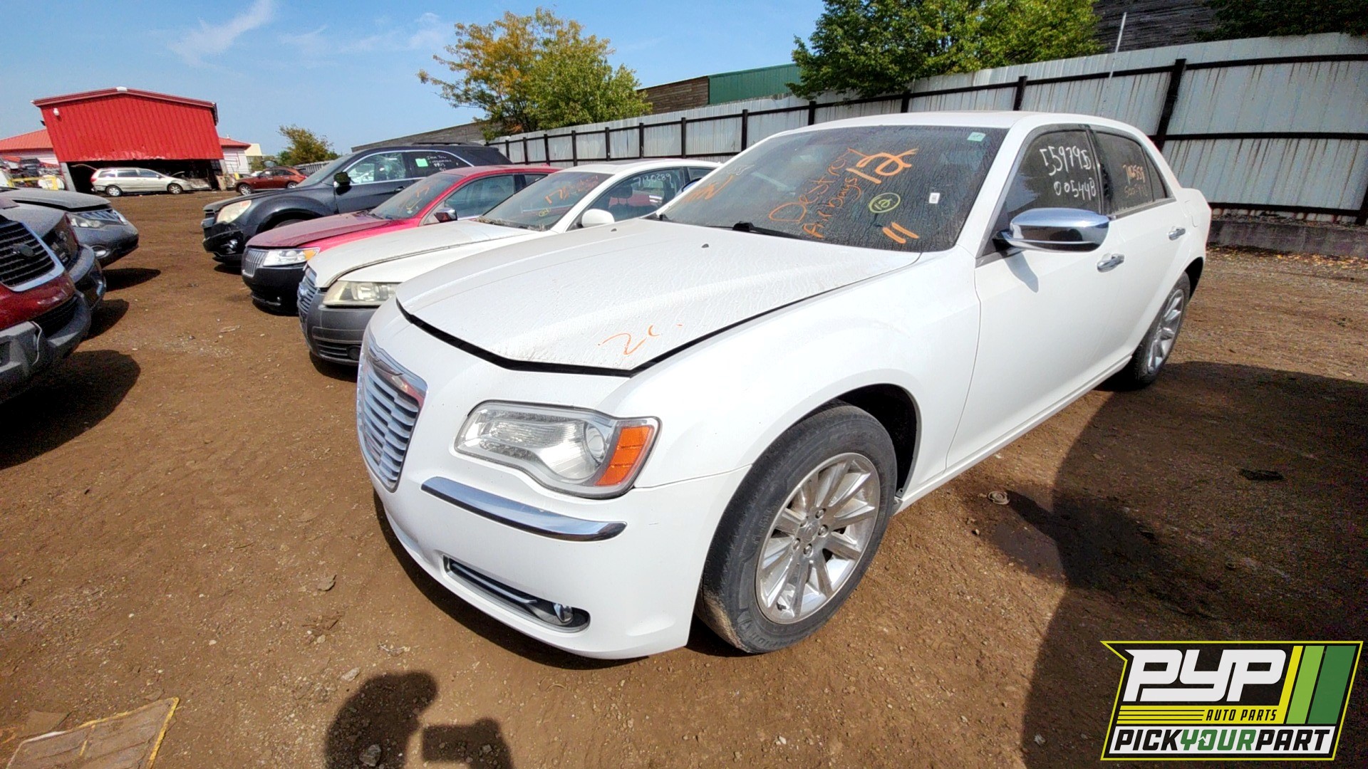 2011 CHRYSLER 300 partes disponibles