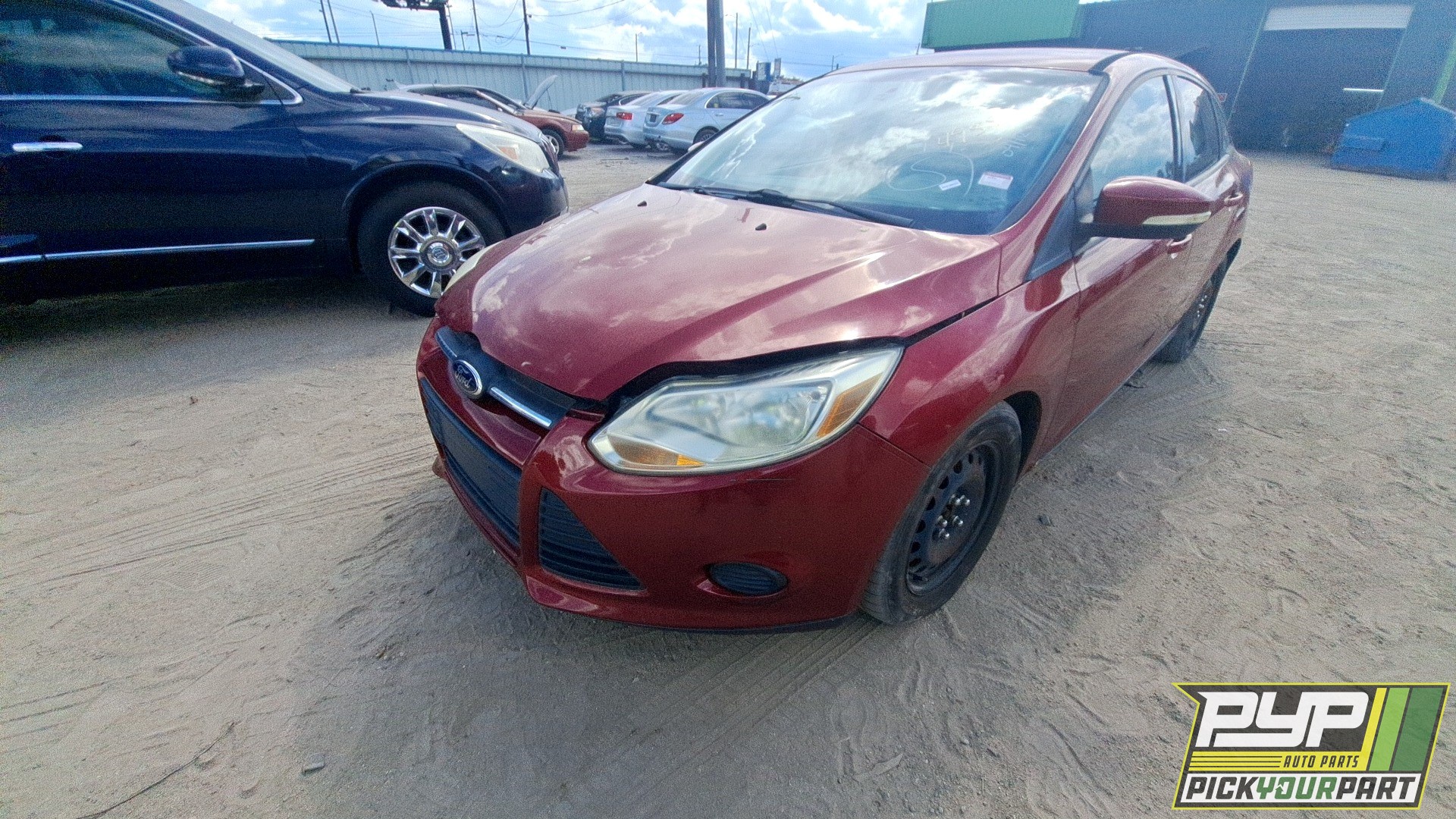 2014 FORD FOCUS available for parts