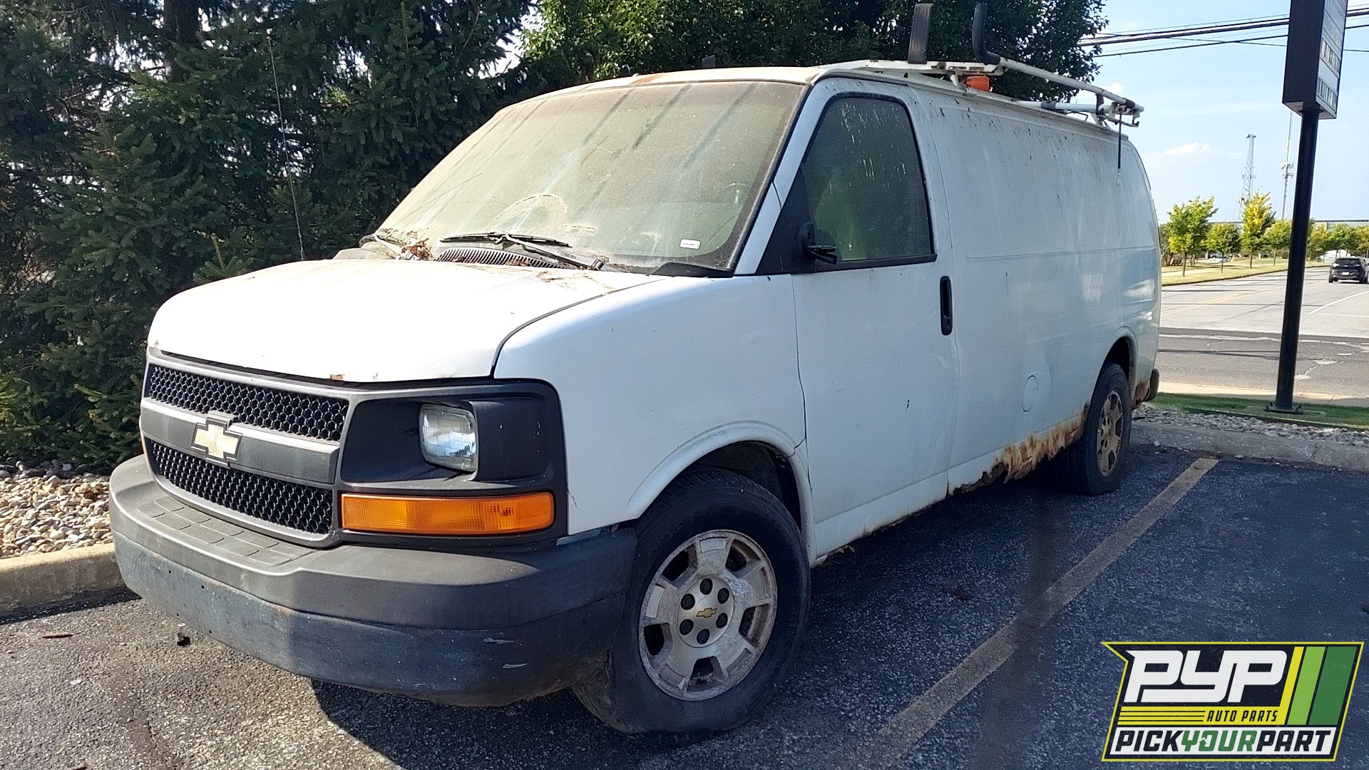 2003 CHEVROLET EXPRESS 1500 available for parts