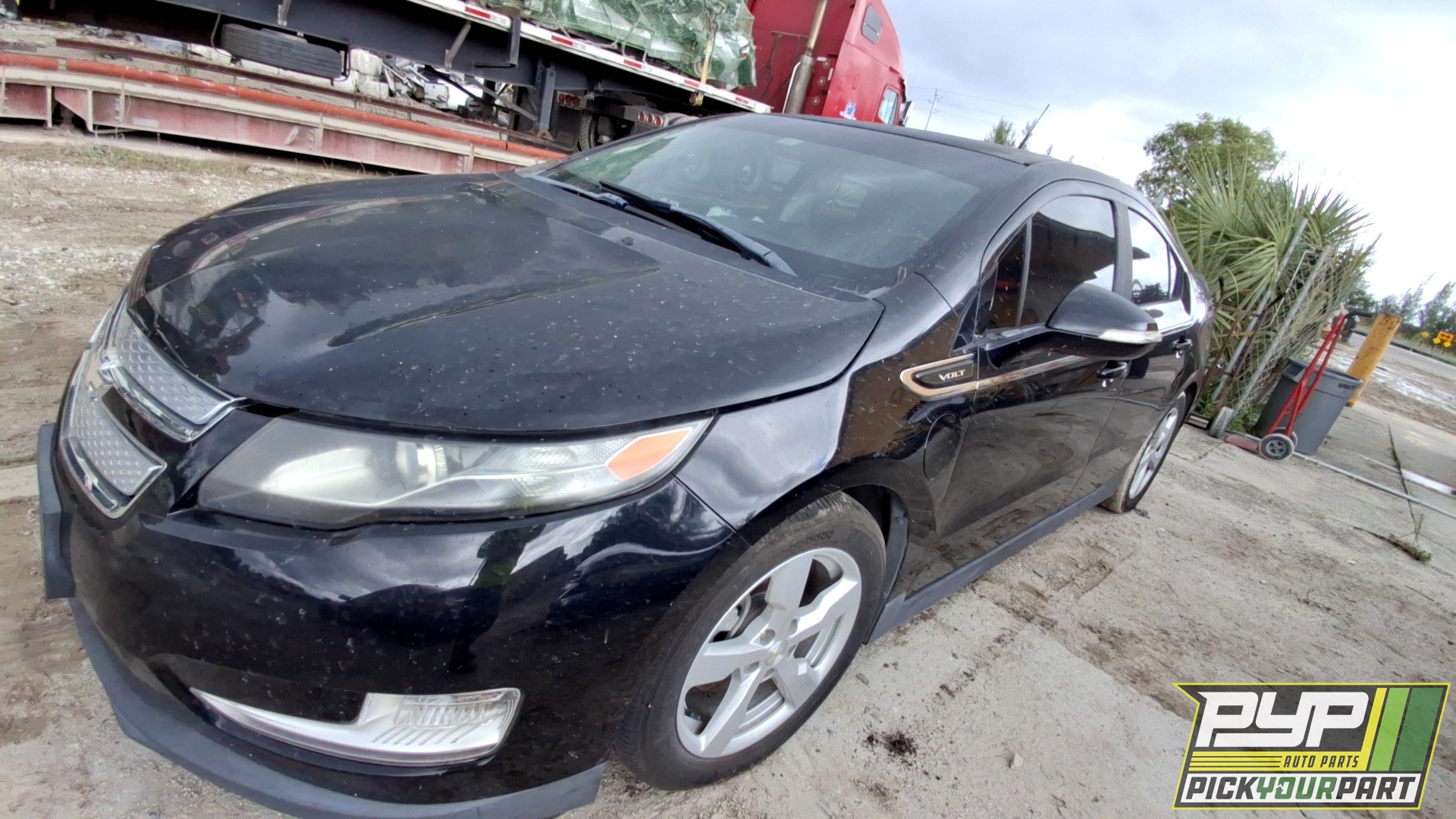 2014 CHEVROLET VOLT available for parts