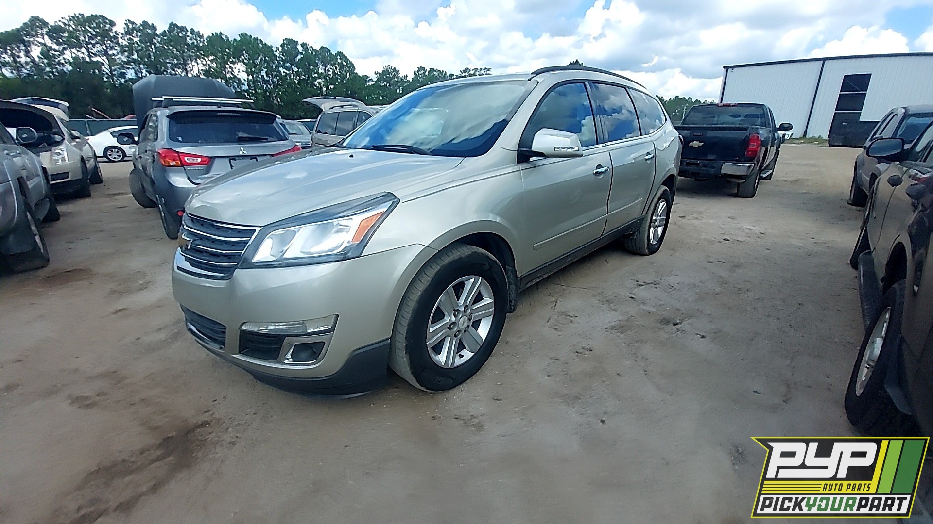 2013 CHEVROLET TRAVERSE available for parts