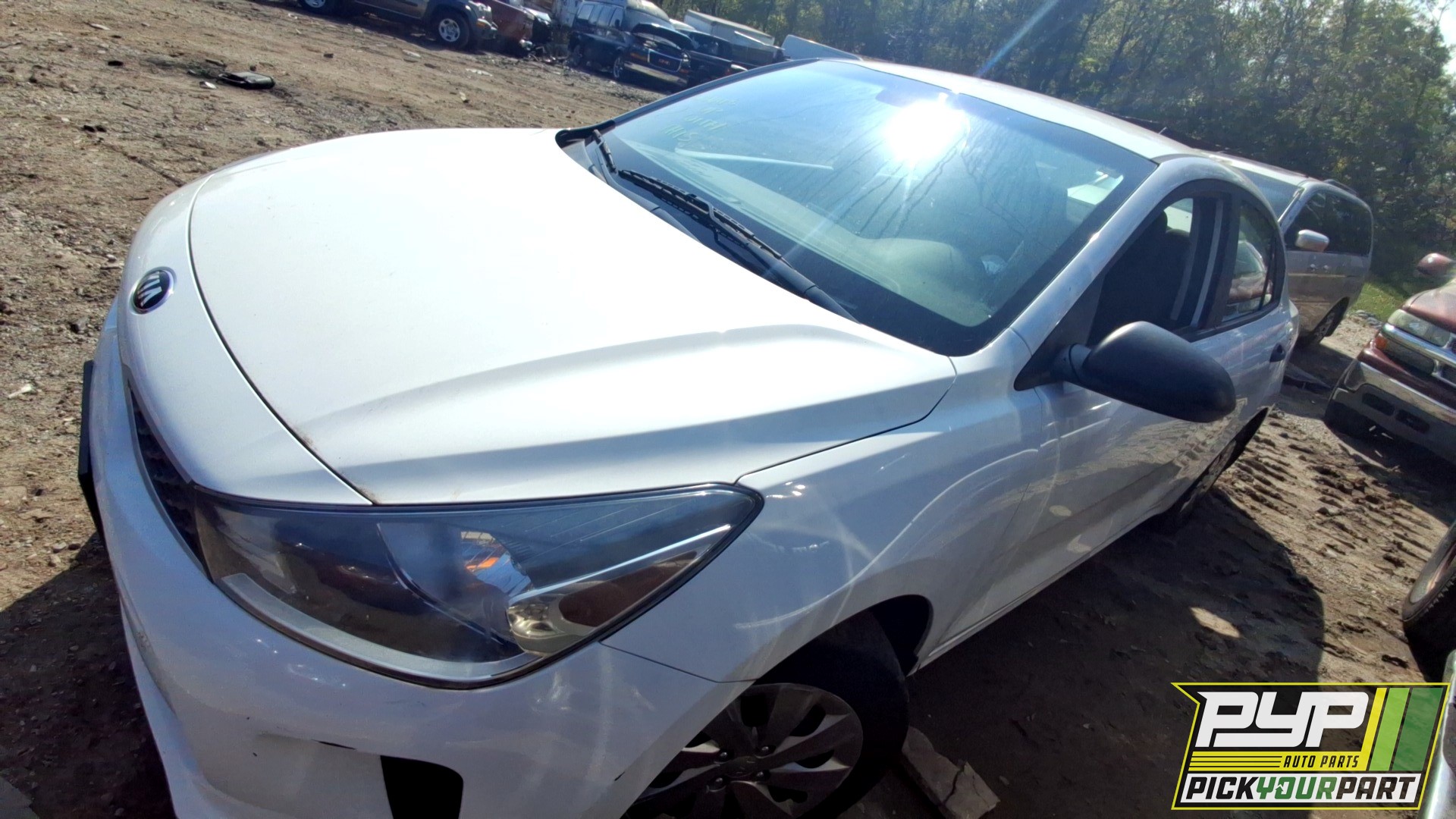 2018 KIA RIO available for parts