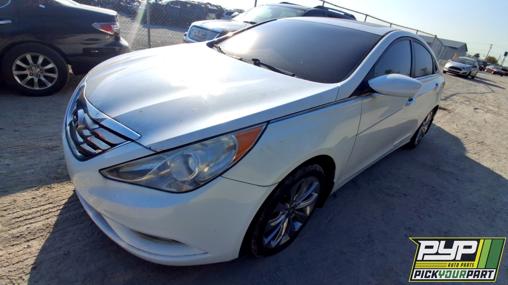 2012 HYUNDAI SONATA available for parts