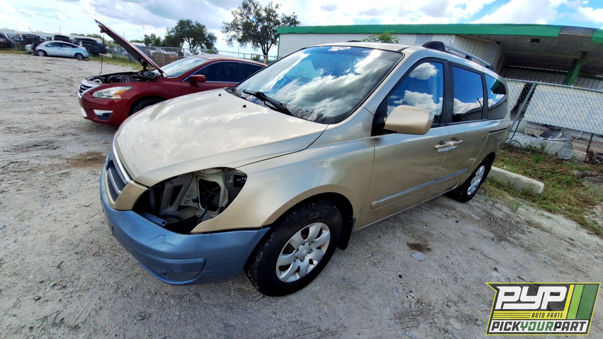 2008 HYUNDAI ENTOURAGE partes disponibles