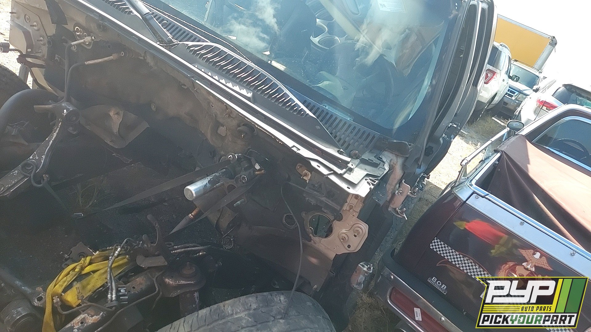 2004 GMC YUKON XL 1500 partes disponibles