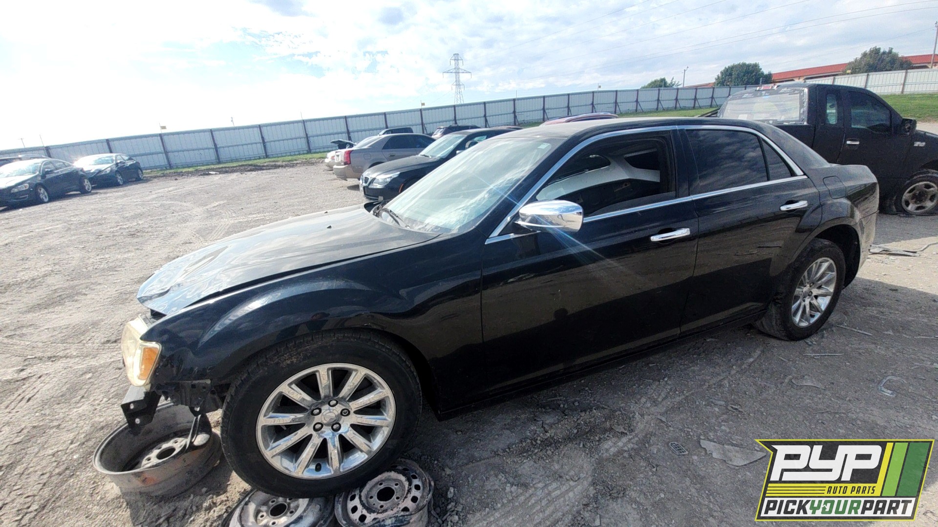 2012 CHRYSLER 300 partes disponibles