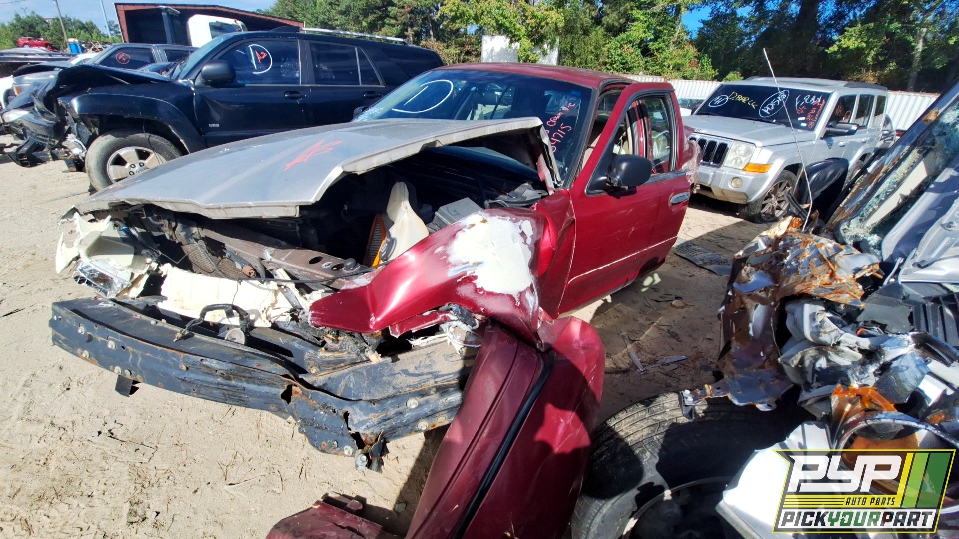2003 FORD CROWN VICTORIA available for parts