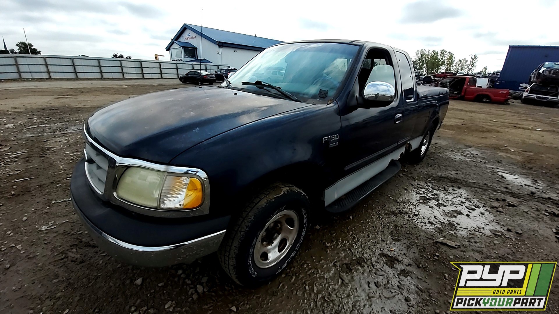 2002 FORD F-150 available for parts