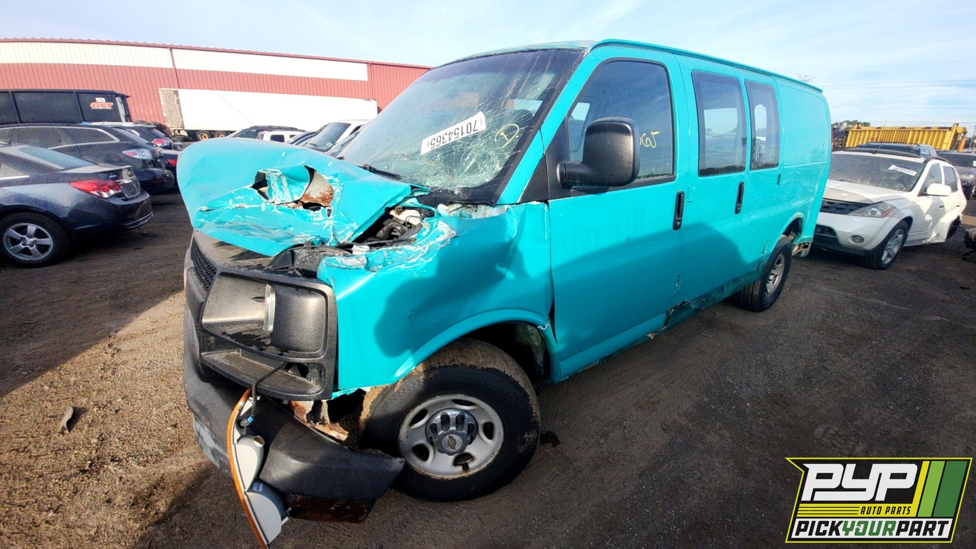 2004 CHEVROLET EXPRESS 2500 available for parts