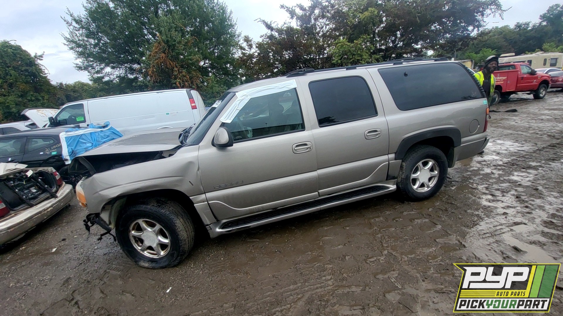 2001 GMC YUKON XL 1500 partes disponibles