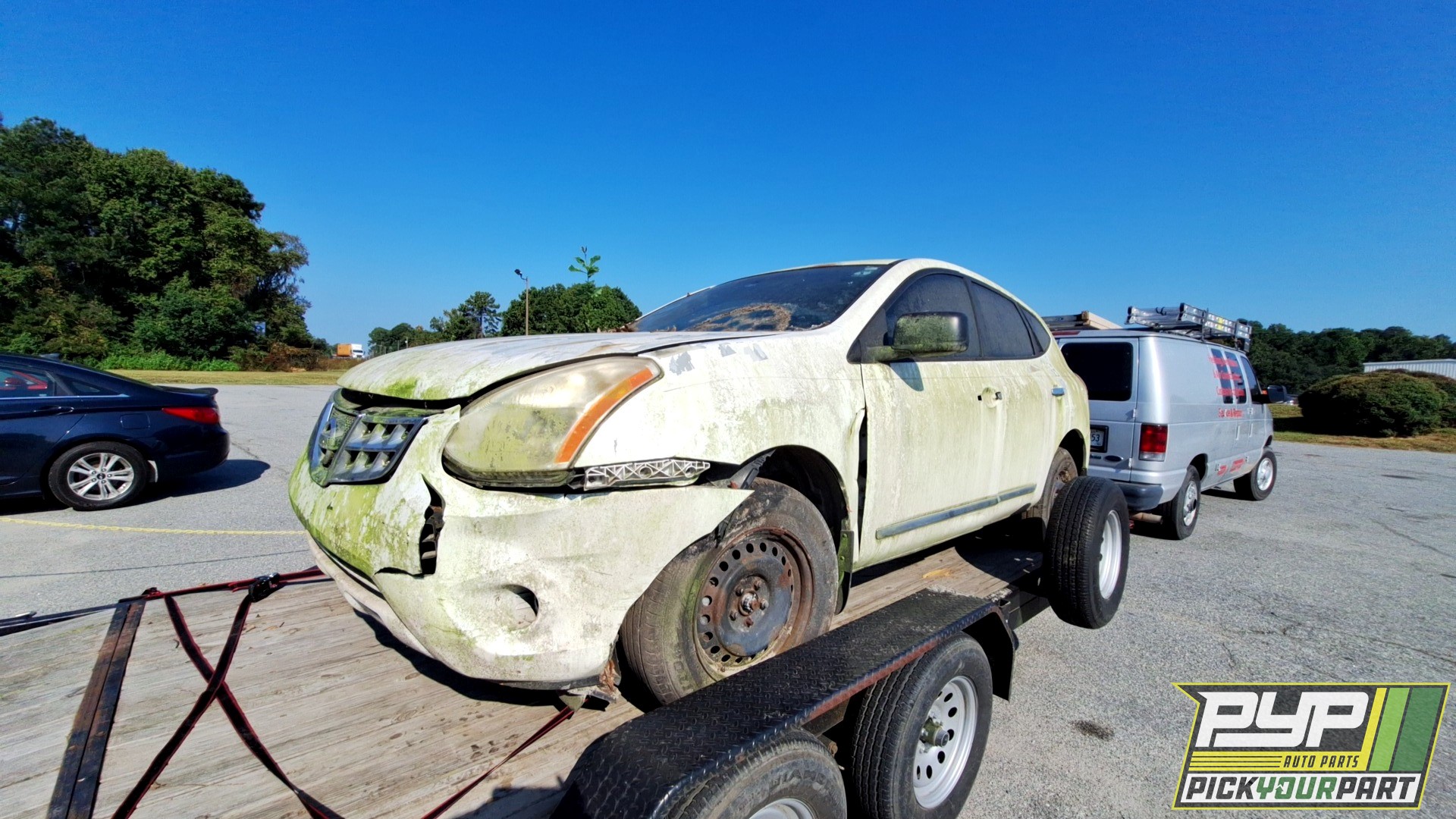 2013 NISSAN ROGUE available for parts