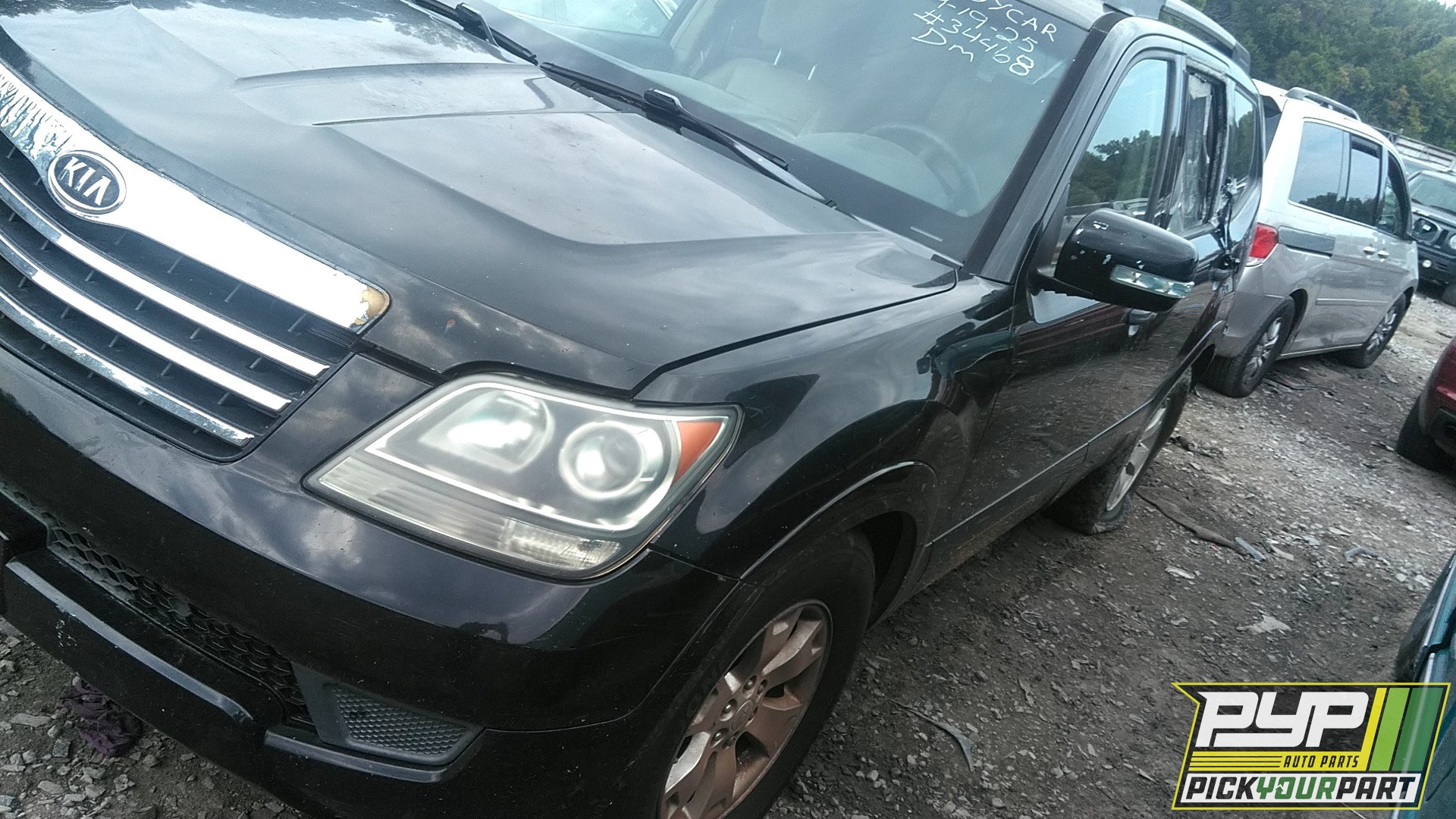 2009 KIA BORREGO available for parts