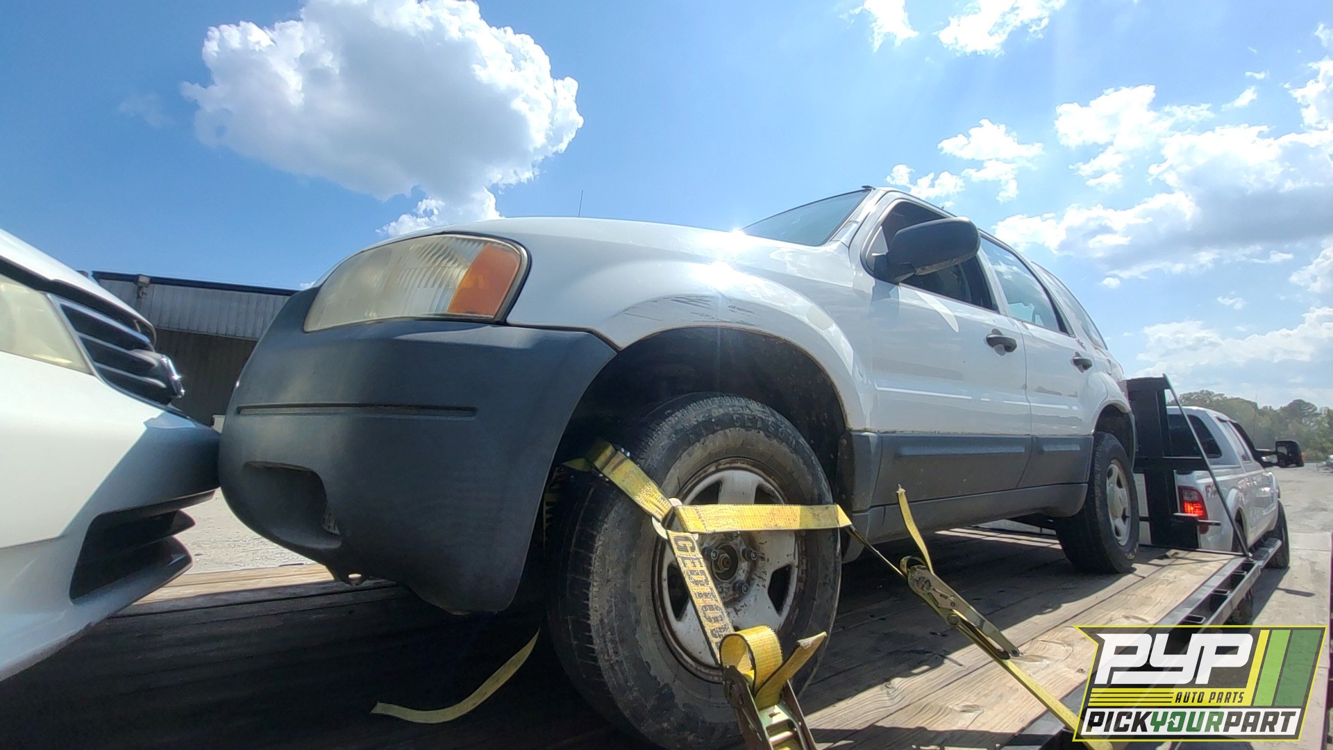2003 FORD ESCAPE available for parts