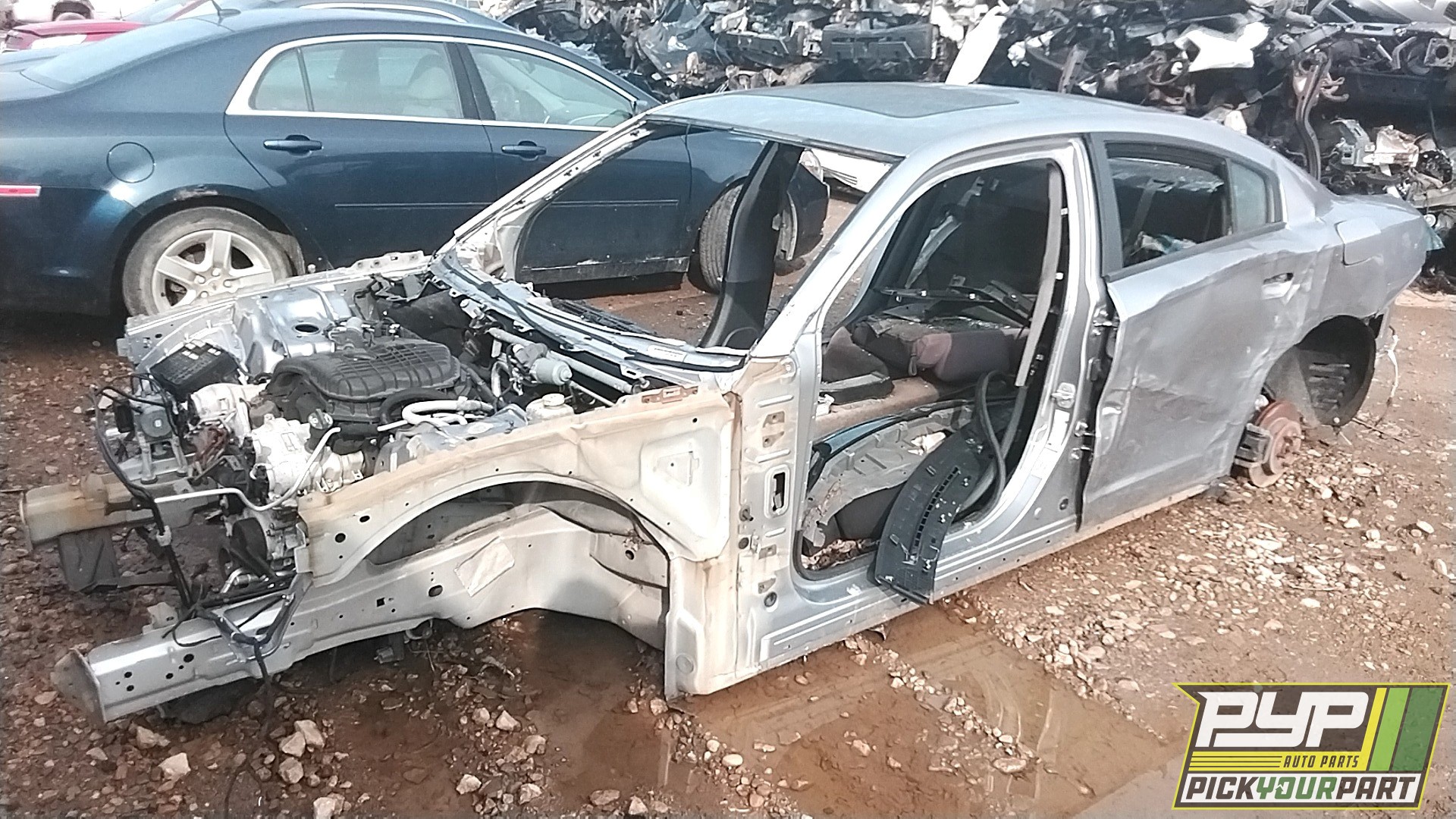 2015 DODGE CHARGER partes disponibles