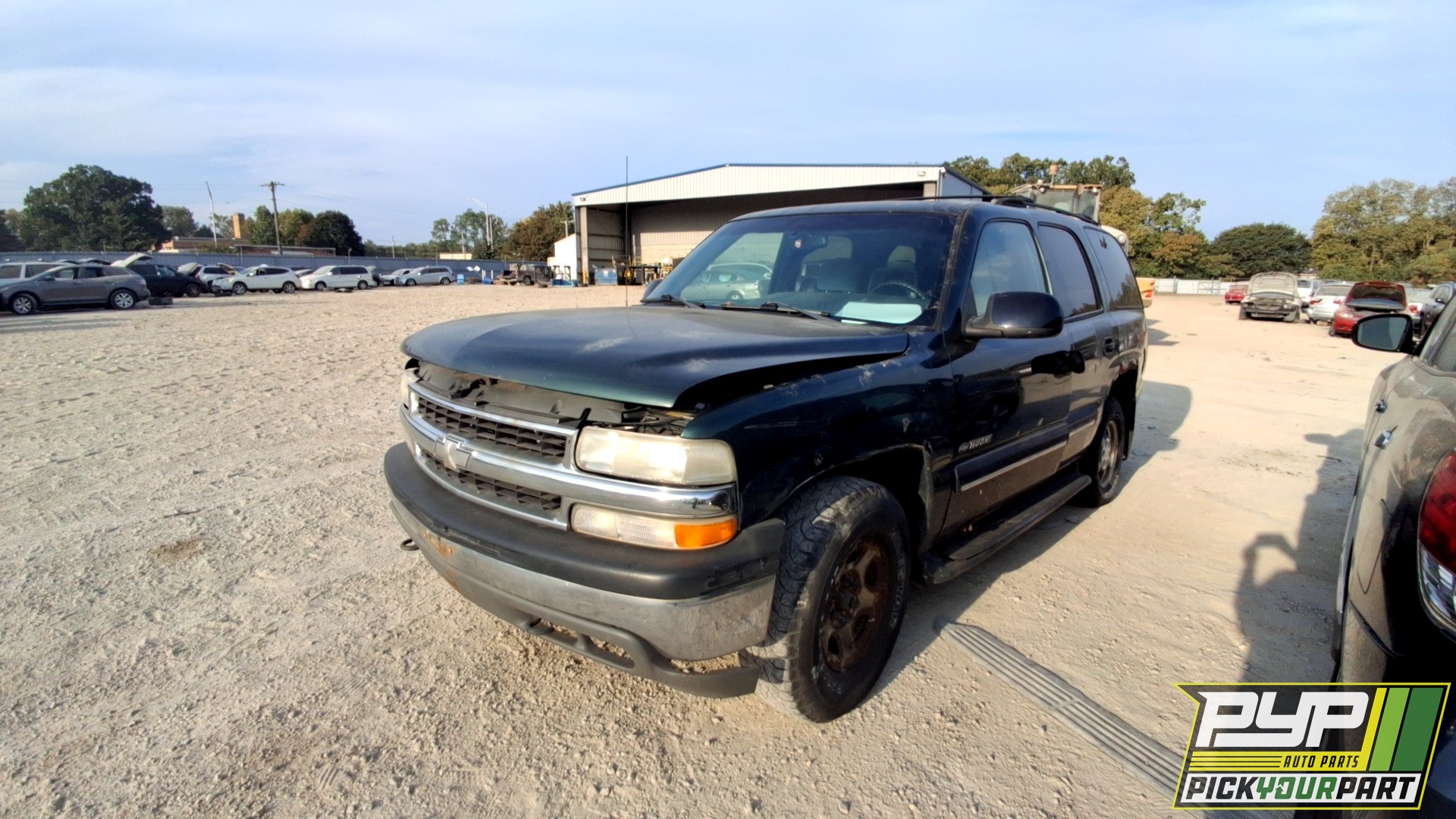 2001 CHEVROLET TAHOE available for parts