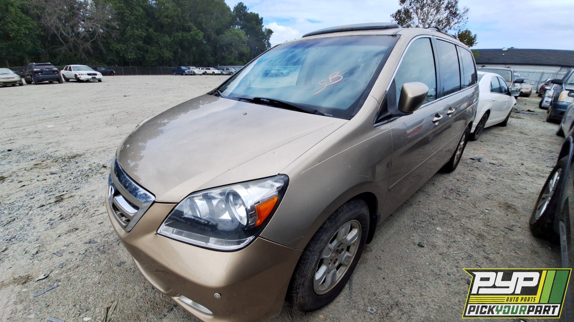 2006 HONDA ODYSSEY available for parts